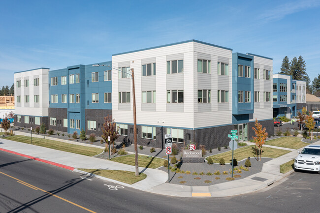 Rockwood at Whitworth in Spokane, WA - Foto de edificio - Building Photo