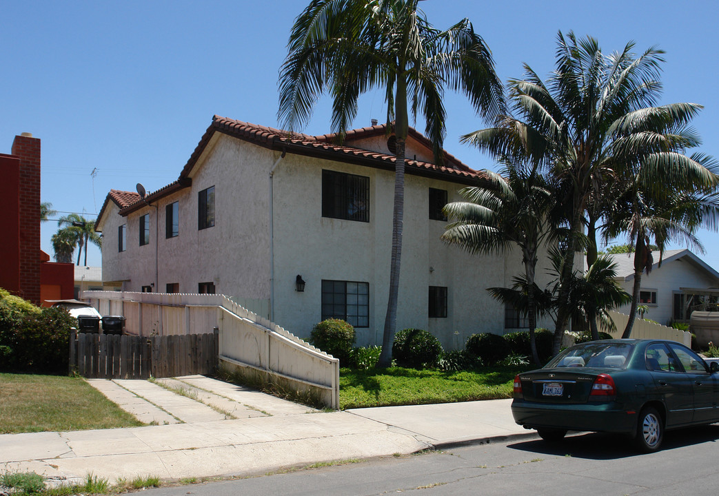 3657 Ray St in San Diego, CA - Building Photo