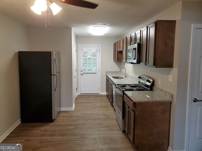 307 N Church St in Dublin, GA - Building Photo - Building Photo