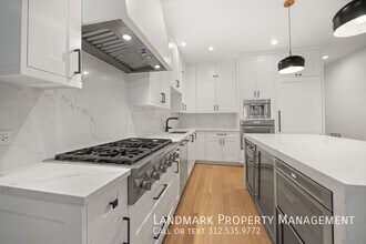 2658 N Bosworth Ave in Chicago, IL - Building Photo - Building Photo