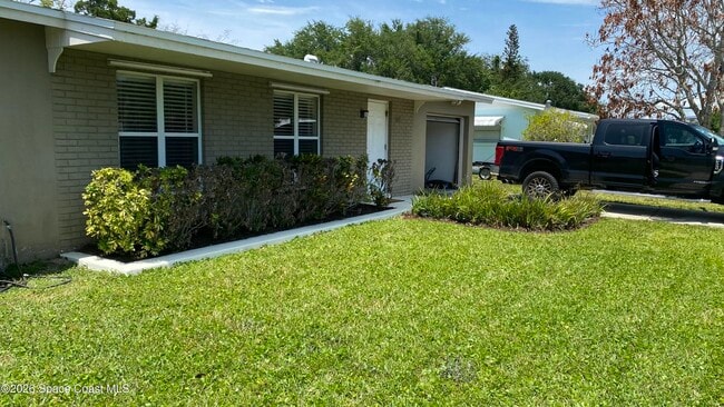 2125 Emerald Ct in Merritt Island, FL - Building Photo - Building Photo