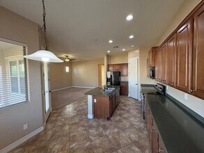15234 W Voltaire St in Surprise, AZ - Building Photo - Building Photo