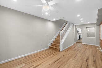 208 S Durham St in Baltimore, MD - Building Photo - Building Photo