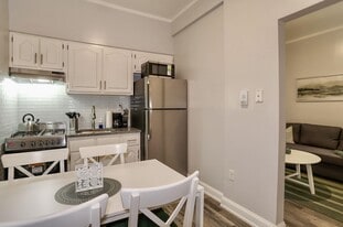 208 48th St in Union City, NJ - Building Photo
