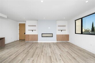 5923 Laurel Canyon Blvd in Los Angeles, CA - Building Photo - Building Photo