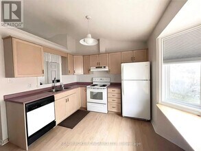 5999 Andrea Dr in Niagara Falls, ON - Building Photo - Building Photo