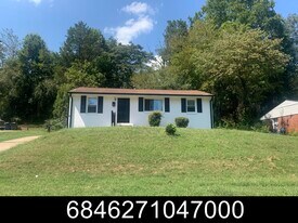 2708 Drewry Ln in Winston-Salem, NC - Building Photo