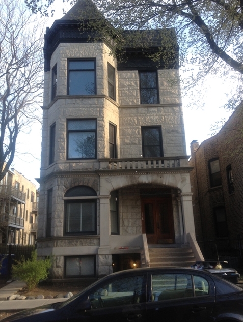 731 W Barry Ave in Chicago, IL - Building Photo