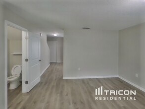 12547 Shafton Rd in Spring Hill, FL - Building Photo - Building Photo