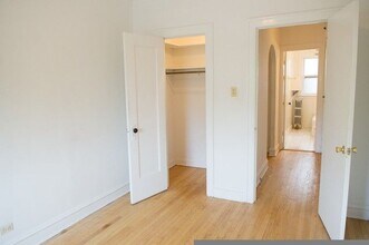 1606 W Sunnyside Ave in Chicago, IL - Building Photo - Building Photo