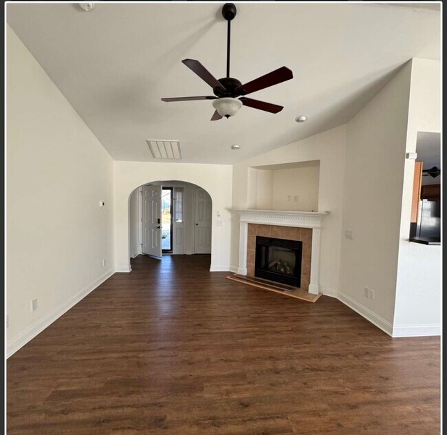 2953 Beunavista Ct in Greenville, NC - Foto de edificio - Building Photo