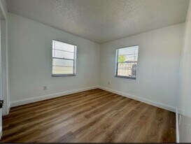 4522 Kirk Rd in Lake Worth Beach, FL - Building Photo