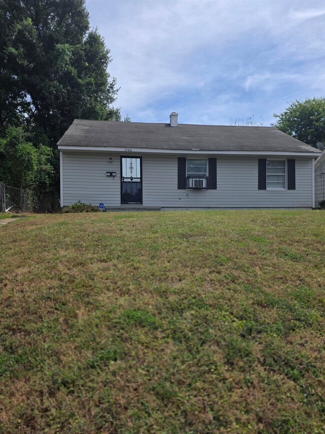 3166 Winslow Rd in Memphis, TN - Building Photo - Building Photo