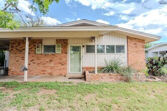 4615 Stanford Ave in Wichita Falls, TX - Building Photo - Building Photo