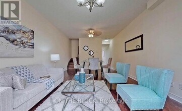 3761A St Clair Ave E in Toronto, ON - Building Photo - Building Photo