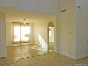 2913 W Windsong Dr in Phoenix, AZ - Building Photo - Building Photo