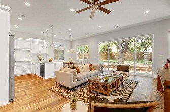 1208 Kinney Ave in Austin, TX - Building Photo - Building Photo