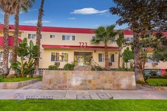 722 S. St. Andrews Place in Los Angeles, CA - Building Photo - Building Photo