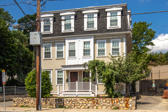 133-141 Tremont St in Brighton, MA - Building Photo - Building Photo