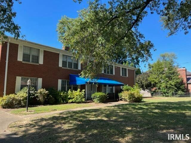 665 St Mary's Dr in Evansville, IN - Building Photo