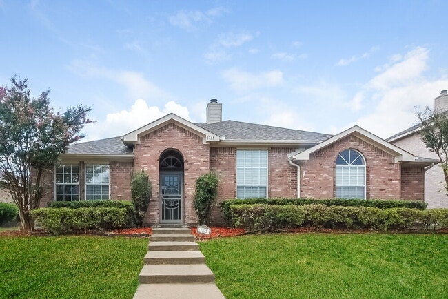 property at 1735 Oneal St