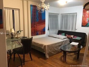 901 Euclid Ave-Unit -12 in Miami Beach, FL - Foto de edificio - Building Photo