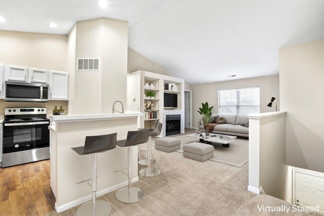 property at 4913 Stratford Pine Ln