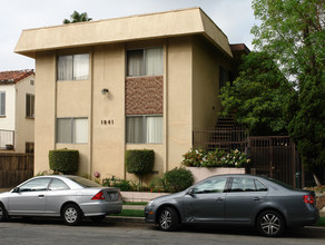 1841 New Hampshire Ave in Los Angeles, CA - Building Photo - Building Photo