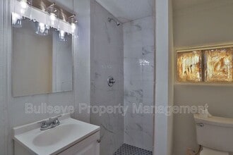 102 E Hatcher Rd in Phoenix, AZ - Building Photo - Building Photo