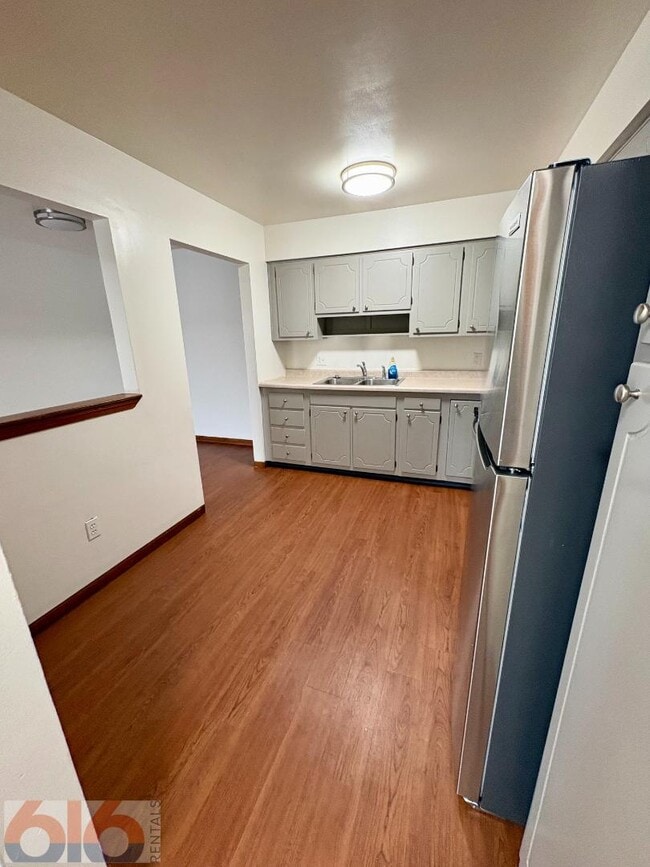 630 56th St SE in Grand Rapids, MI - Building Photo - Building Photo