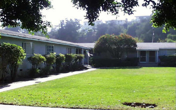 700 Ojai Rd in Santa Paula, CA - Building Photo - Building Photo