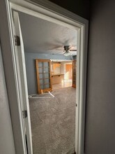 1605 Oakdale Ln in Redding, CA - Building Photo - Building Photo