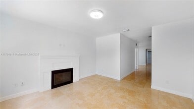 2915 SW 24th Ter in Miami, FL - Foto de edificio - Building Photo