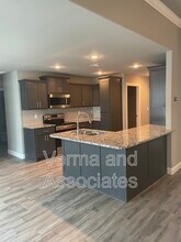 1800 Sunrise Cir in Centerton, AR - Building Photo - Building Photo