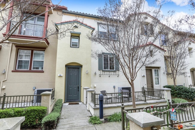 690 Claridad Loop, Unit 690 Claridad Loop in Milpitas, CA - Building Photo - Building Photo