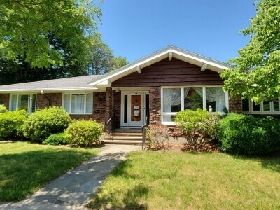 property at 20 Mossdale Rd