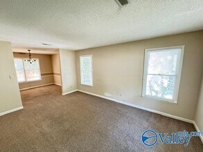 526 Farmingdale Rd SE in Huntsville, AL - Building Photo - Building Photo