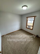 8310 Center Dr in De Soto, KS - Building Photo - Building Photo