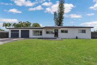 2851 SW 66th Terrace in Miramar, FL - Building Photo - Building Photo