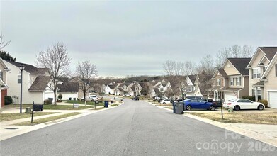 6749 Sequoia Hills Dr in Harrisburg, NC - Building Photo - Building Photo