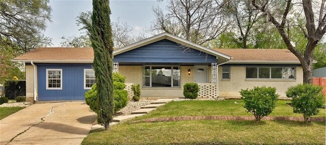 property at 3500 Loyola Ln