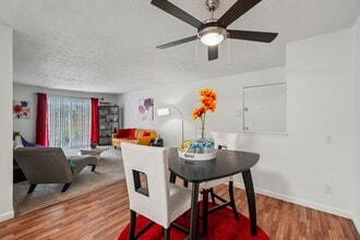 The Wind Song Apartments in Pontiac, MI - Building Photo - Building Photo