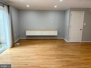 784 Princeton Pl in Rockville, MD - Building Photo - Building Photo