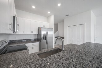 11111 65th Ter E in Palmetto, FL - Building Photo - Building Photo