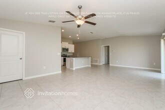 11253 Riley Pines Cir in Gibsonton, FL - Foto de edificio - Building Photo