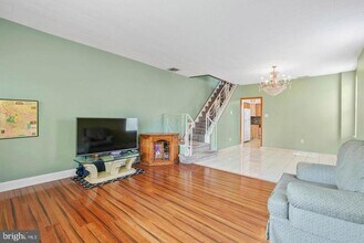 7146 Tulip St in Philadelphia, PA - Building Photo - Building Photo