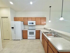 1632 Linz Ct in Winter Haven, FL - Building Photo - Building Photo
