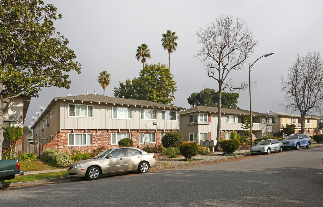 2961-2971 Magliocco Dr in San Jose, CA - Building Photo