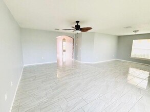 30598 Satinleaf Run in Brooksville, FL - Building Photo - Building Photo