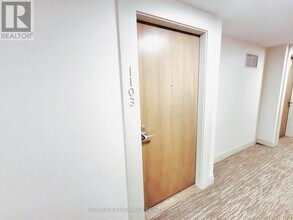 251-1251 Jarvis St in Toronto, ON - Building Photo - Building Photo